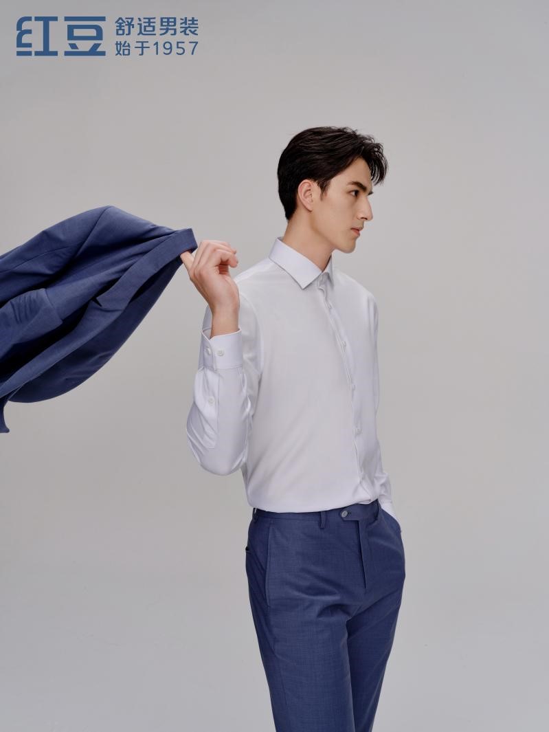 九游会J9男装AR发布会7